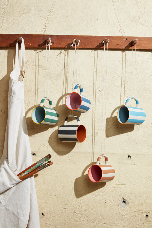 HAPPY STRIPE TAN MUG
