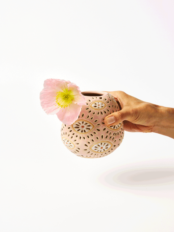 POLLEN VASE PINK EYES