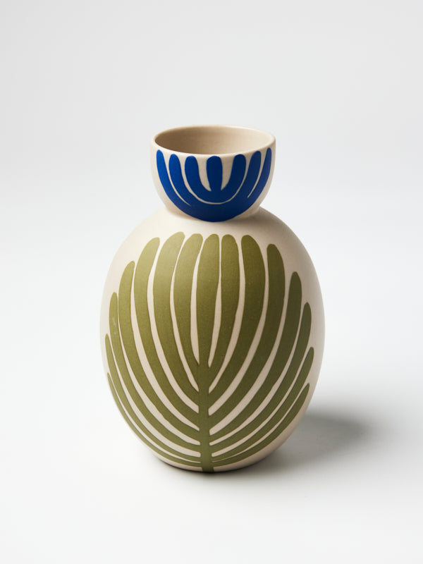 HAPPY VASE ROUND OLIVE FAN