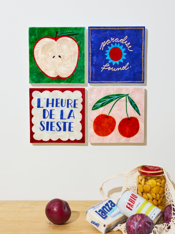 SUPERETTE APPLE TILE