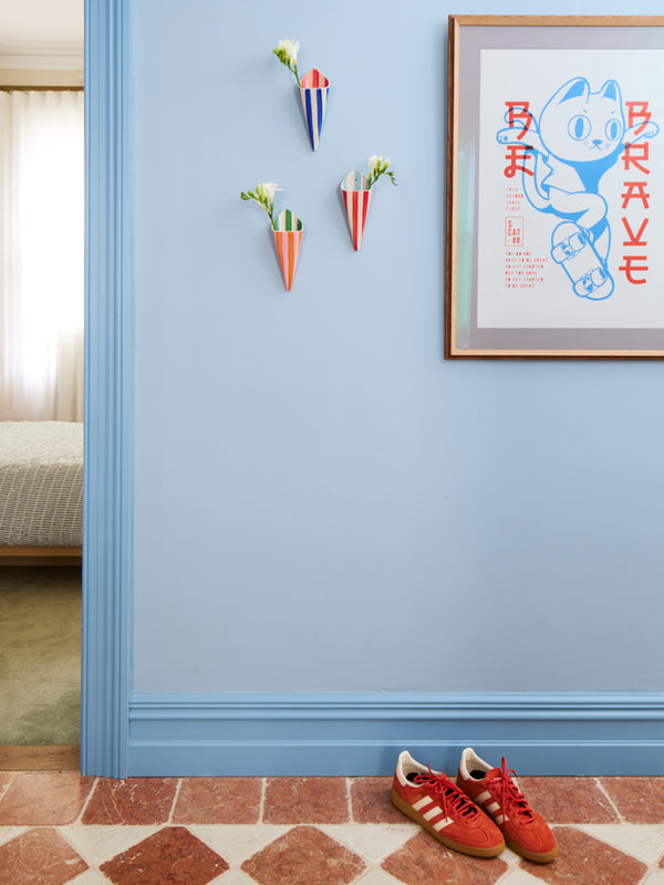 FOLLY WALL VASE RED STRIPE