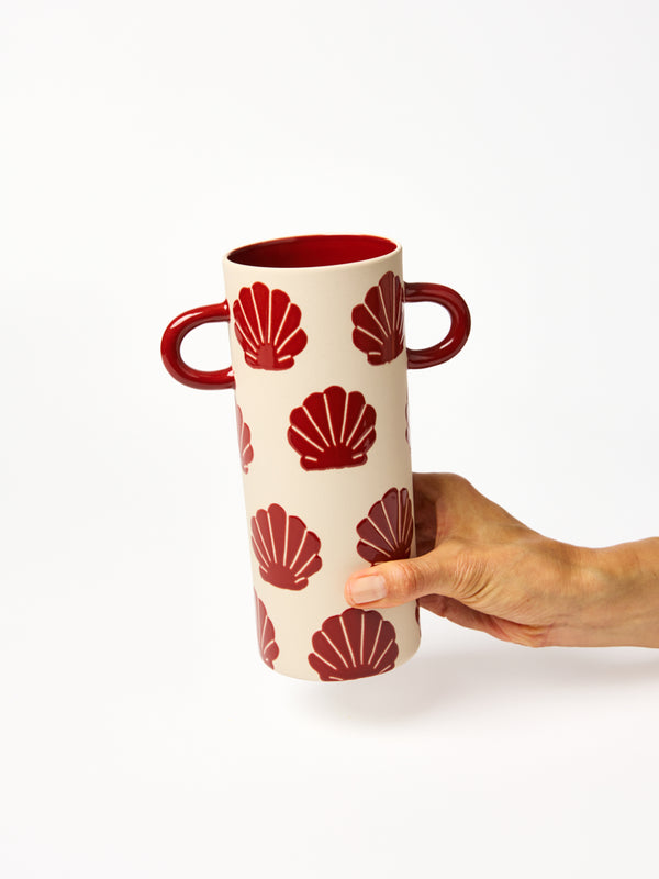 GRIFFE TALL VASE BURGUNDY SHELL