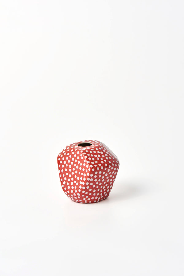 FACET VASE SMALL RED SPOT